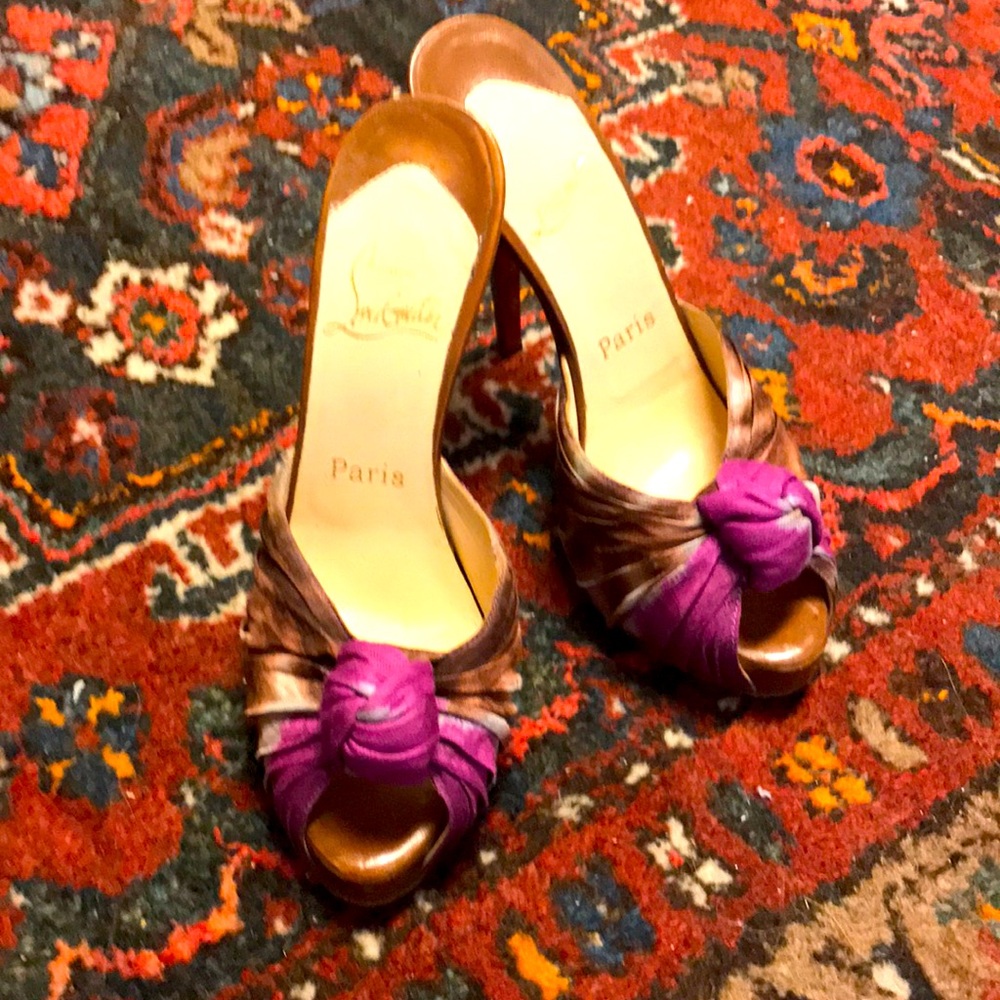Christian Louboutin unique cloth knot 5 inch platform sandal.